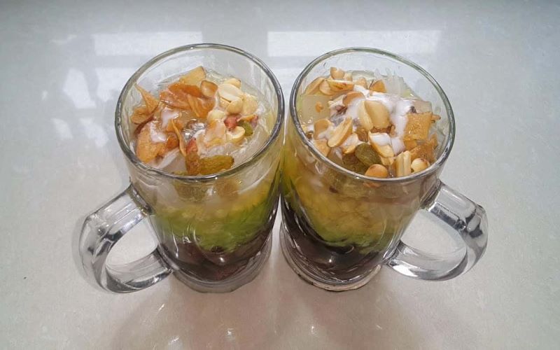 Chè thập cẩm miền Bắc