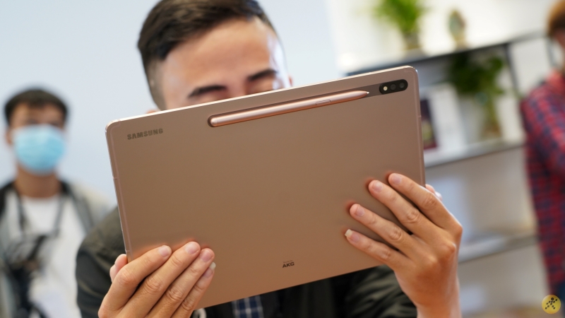 Galaxy Tab S8, Tab S8+ và Tab S8 Ultra lộ thông số cấu hình cùng giá bán: Ấn tượng với pin 12.000mAh và độ mỏng chỉ 5.5mm