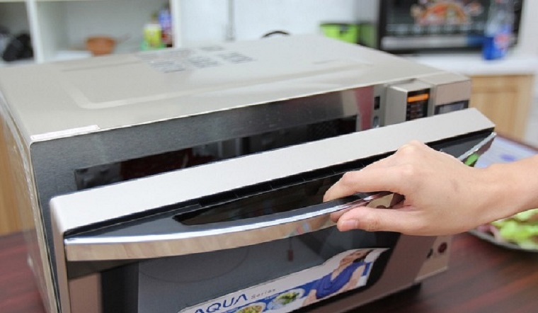 Hướng dẫn sử dụng lò vi sóng Sanyo an toàn tiết kiệm điện