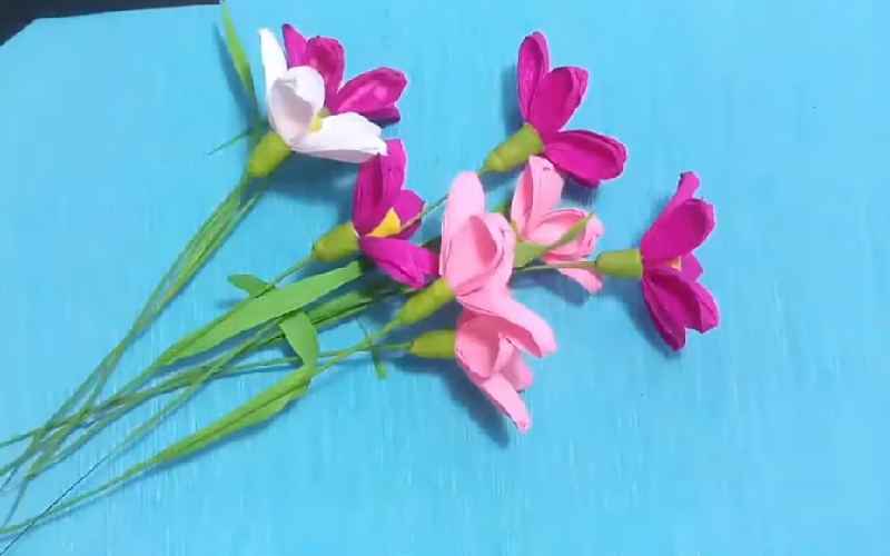 Bông hoa lưu ly bằng giấy nhún