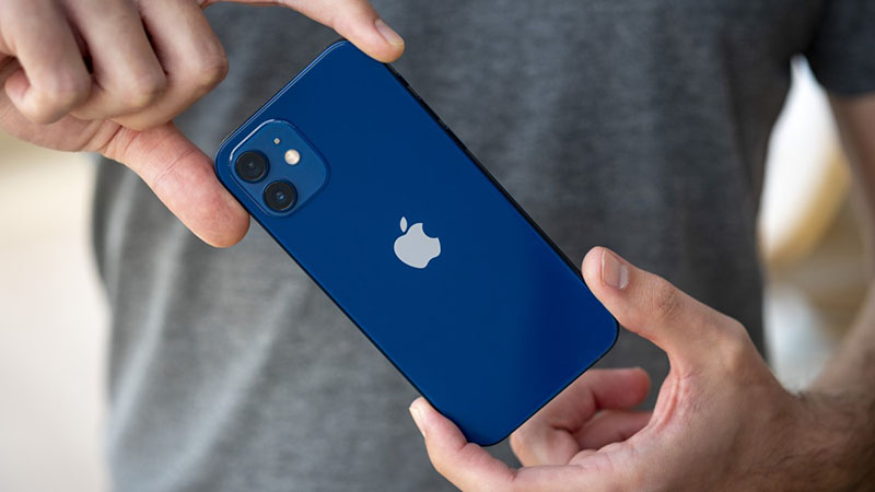 iPhone 12 iPhone 12