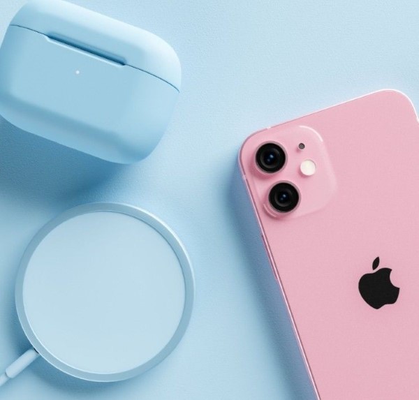 iPhone 13 Series màu Rose Pink