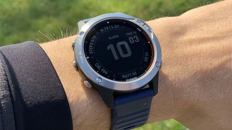 Garmin Fenix 6 siêu phẩm Smartwatch cho dân thể thao, pin dùng tận 13 ngày, kháng nước 10 ATM đeo khi bơi không sợ bị hỏng