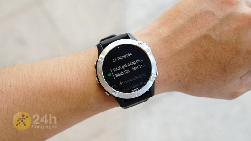 Garmin Fenix 6 siêu phẩm Smartwatch cho dân thể thao, pin dùng tận 13 ngày, kháng nước 10 ATM đeo khi bơi không sợ bị hỏng
