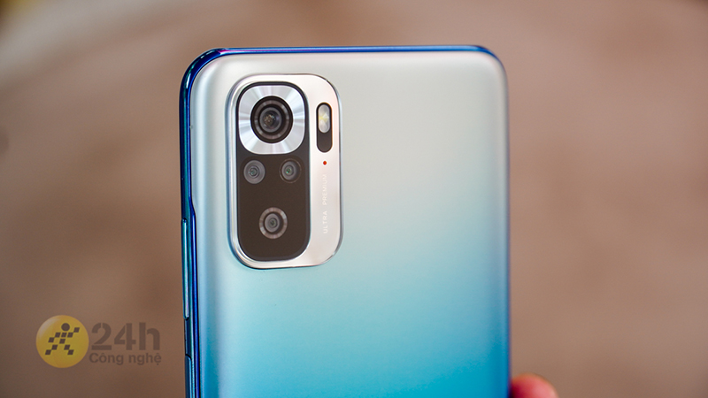 May là camera sau của Redmi Note 10S không lồi như người anh em Redmi Note 10 Pro. May là camera sau của Redmi Note 10S không lồi như người anh em Redmi Note 10 Pro.