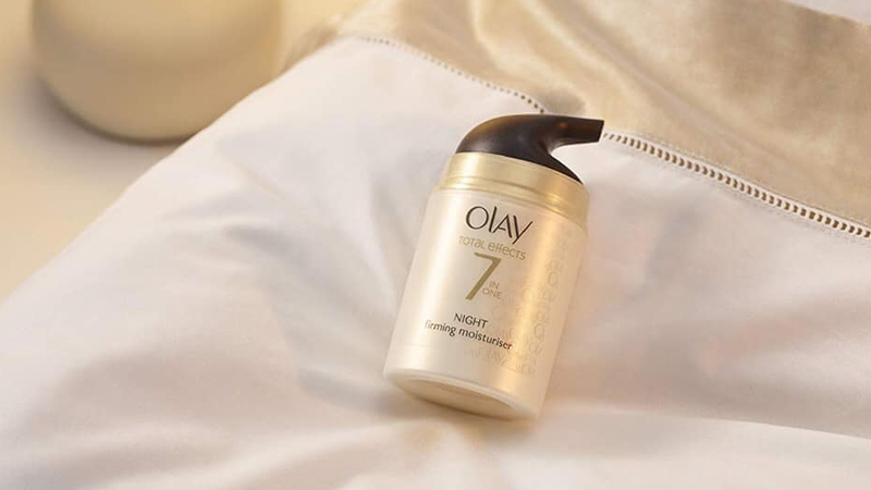 Mặt trước của chai Olay Total Effects 7 in 1