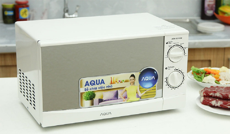 Cách sử dụng lò vi sóng Aqua để hâm nóng, rã đông thực phẩm