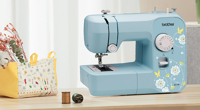 Máy may cơ gia đình Brother JK17B có nhiều chế độ may linh hoạt với giá 5.000.000 VNĐ (giá cập nhật ngày 03/02/2023, có thể thay đổi theo thời gian) 