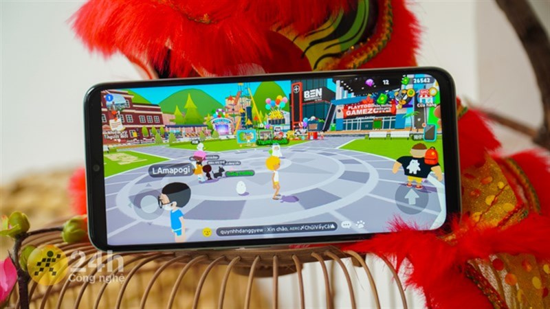 Realme C35 sở hữu màn hình lớn với chất lượng hiển thị ấn tượng.