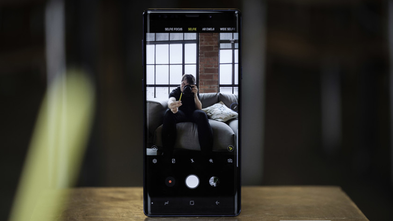 với viên pin 4.000 mAh, Galaxy Note 9 có mang đến thời gian sử dụng pin ấn tượng