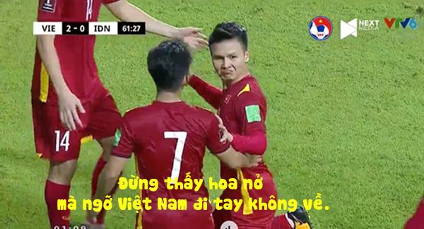 Bạn có biết rằng đội tuyển Việt Nam vừa giành chiến thắng ấn tượng 4-0 trước Indonesia? Hãy xem những ảnh chế hài hước về đội tuyển Việt Nam được cập nhật mới nhất để cùng thưởng thức niềm vui chiến thắng của đội nhà nhé!