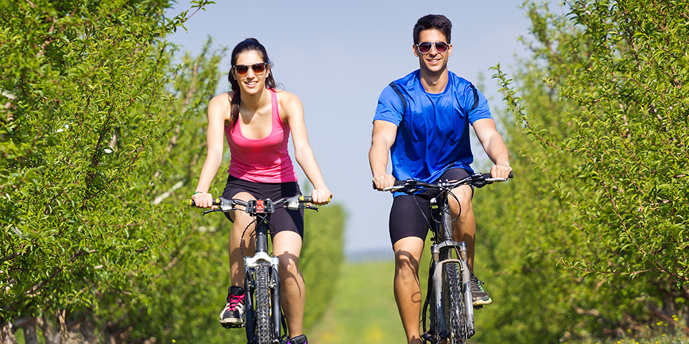 đi xe đạp giúp giảm mỡ thừa trong cơ thể.