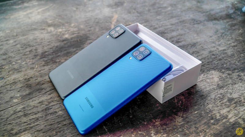 Galaxy A12 giá hơn 4.3 triệu đồng: Pin 5.000 mAh, màn hình 6.5 inch, 4 camera 48 MP, quá xá ngon sao lại không mua Galaxy A12 giá hơn 4.3 triệu đồng: Pin 5.000 mAh, màn hình 6.5 inch, 4 camera 48 MP, quá xá ngon sao lại không mua