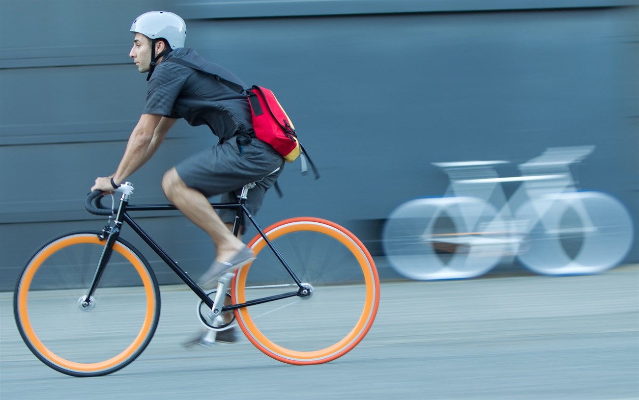 Đội mũ bảo hiểm khi đi xe Fixed Gear