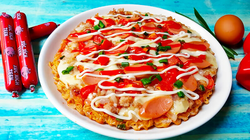 Biến tấu mì gói thành pizza là ý tưởng không tồi đúng không?