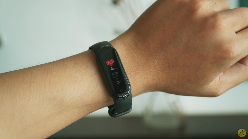 Mi Band 5 đo sức khỏe