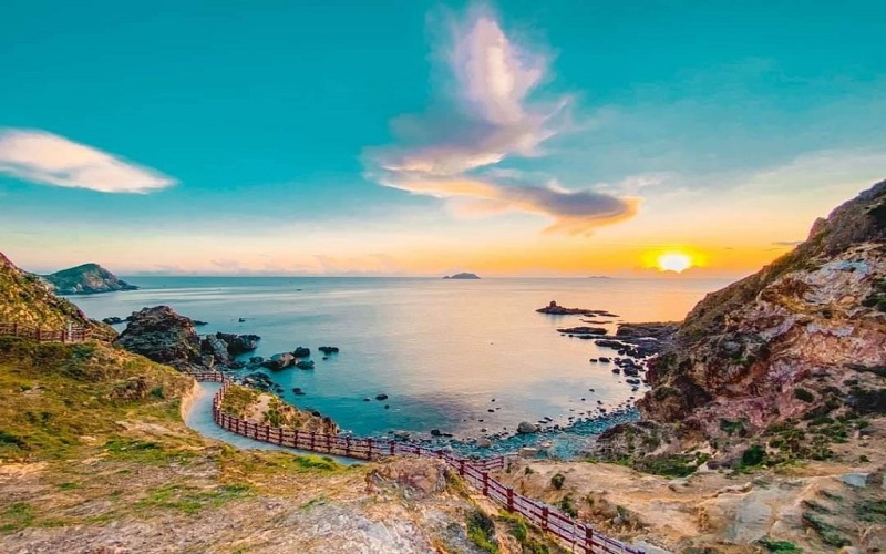 Top 10 tourist destinations with beautiful and attractive views are free to check-in in Quy Nhon