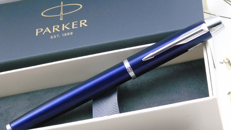 Thương hiệu bút Parker được thành lập bởi George Safford Parker