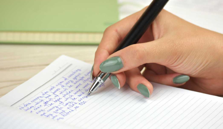 Top 5 loại bút bi "thần kỳ" có khả năng tẩy xóa được 