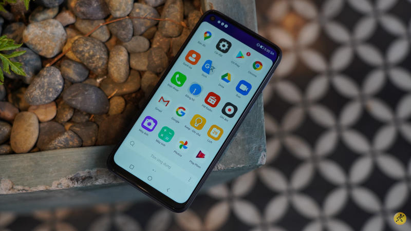 Vsmart Joy 4 màn hình khủng