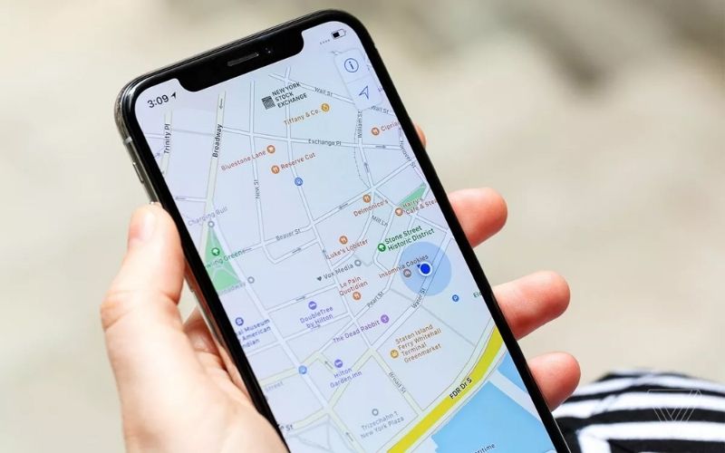 Để có thể xem Dòng thời gian, điện thoại bạn phải có Google Maps phiên bản 9.12 trở lên