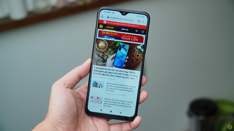 Mua smartphone nào tặng bố dịp Father’s Day? Mời bạn tham khảo TOP 5 smartphone màn hình rộng, pin trâu, giá trên dưới 4 triệu Mua smartphone nào tặng bố dịp Father’s Day? Mời bạn tham khảo TOP 5 smartphone màn hình rộng, pin trâu, giá trên dưới 4 triệu