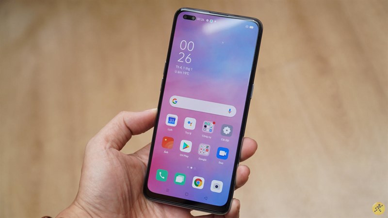 Oppo Reno4 màn hình rất xịn
