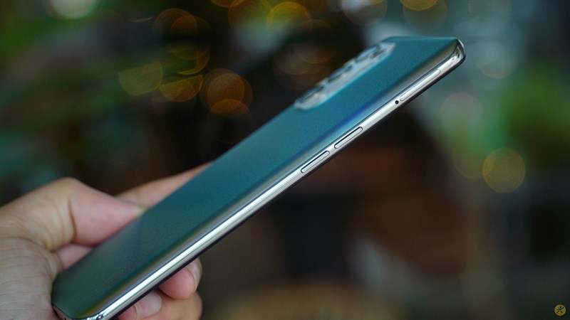 OPPO Reno5 đẹp từ mọi góc nhìn