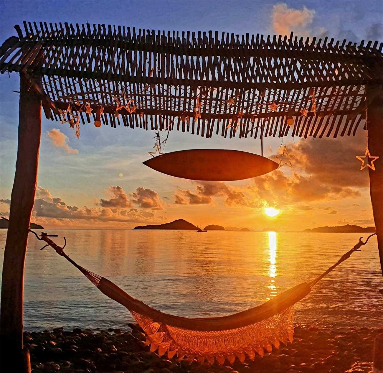 Bãi Sỏi Beach Nam Du - hoàng hôn