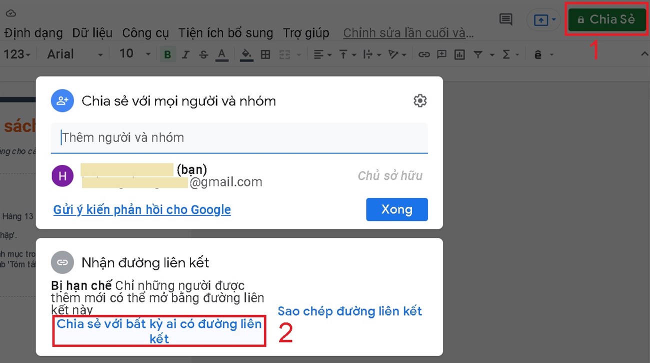 Mở file Google Sheet mà bạn muốn chia sẻ. Nhấn vào Chia sẻ ở trên cùng bên phải của tài liệu. Ở mục Nhận đường liên kết > Nhấn vào Chia sẻ với bất kỳ ai có đường liên kết.