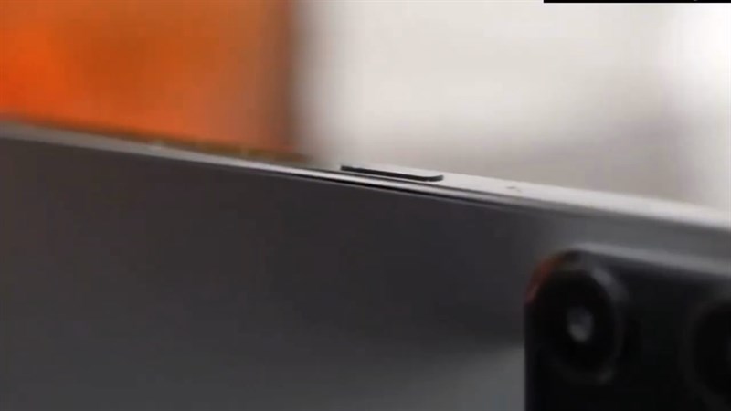 Trên tay iPhone 13 Pro chạy Android Trên tay iPhone 13 Pro chạy Android