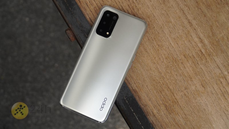 OPPO A74 5G trắng siêu sang trọng OPPO A74 5G trắng siêu sang trọng