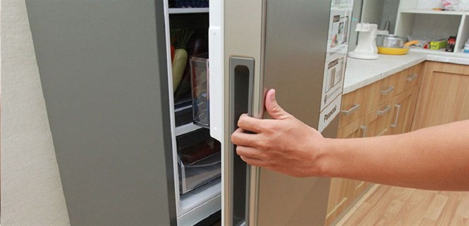 Tắc ẩm trên tủ lạnh là gì? Nguyên nhân và cách khắc phục hiệu quả