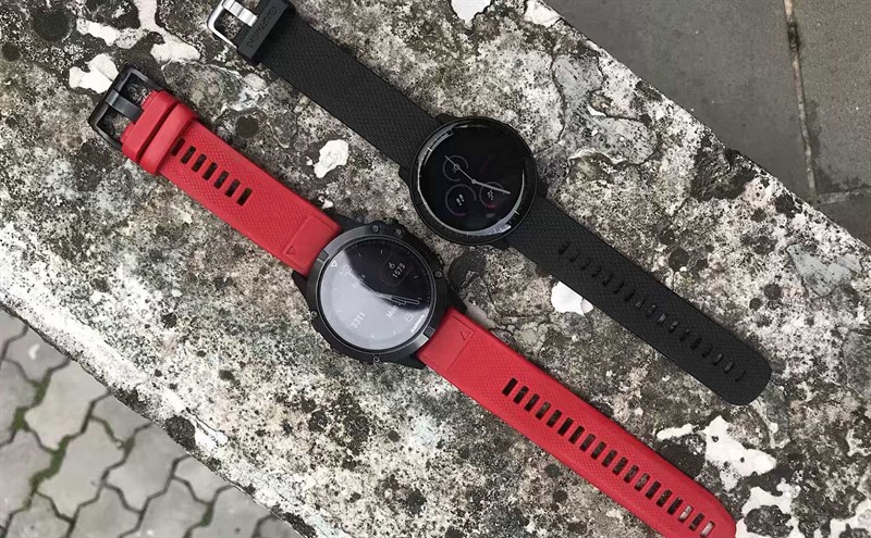 Đồng hồ thông minh Garmin