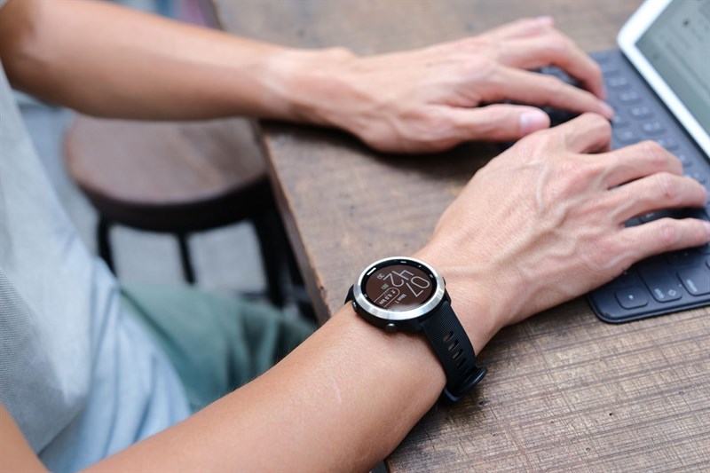 Đồng hồ thông minh Garmin