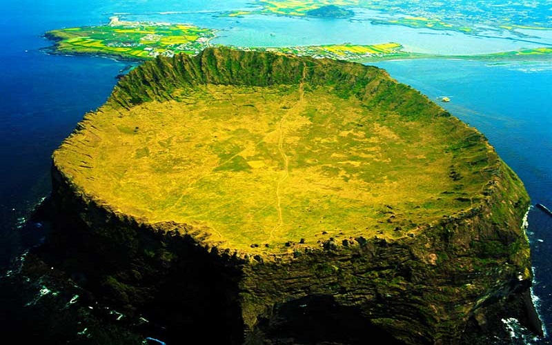 Seongsan Ilchulbong (Đảo Jeju) - Hàn Quốc