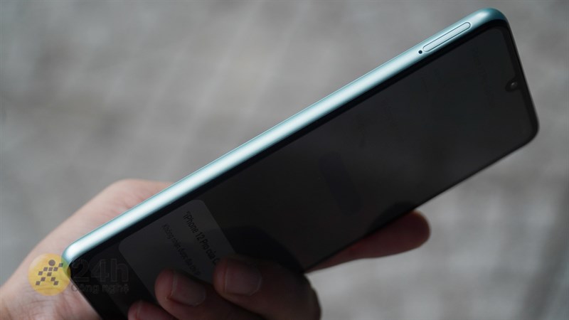 Trên tay Galaxy A22