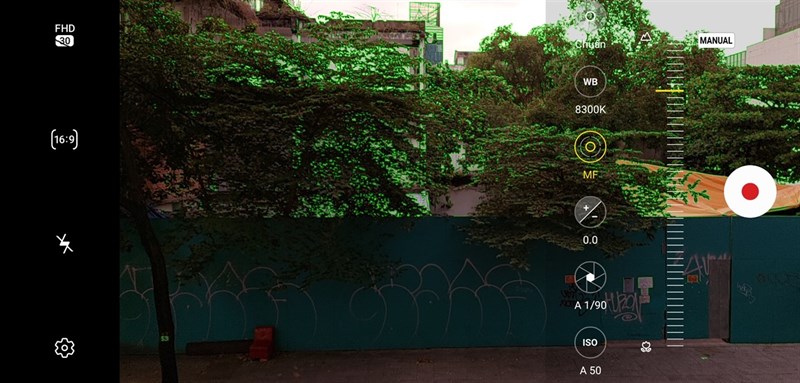 Camera chuyên nghiệp