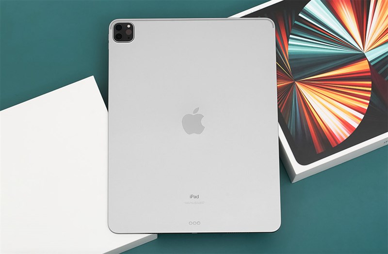iPad Pro M1 (2021) giảm sốc tiền triệu, hiệu năng cực mạnh xài bao đã iPad Pro M1 (2021) giảm sốc tiền triệu, hiệu năng cực mạnh xài bao đã