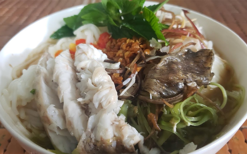 Bún nước lèo