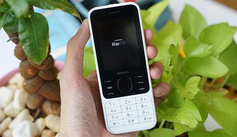 Điện thoại Nokia 8000 4G Điện thoại Nokia 8000 4G