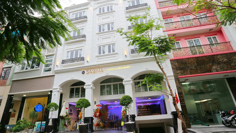 Khách sạn & Căn hộ Sabina Sài Gòn 3