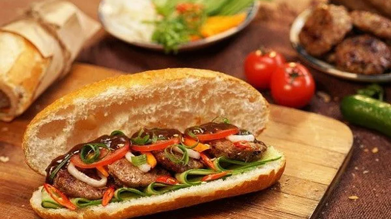 Bánh mì pate thành phẩm