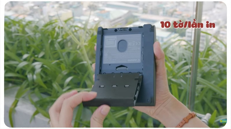 Khay chứa giấy in ảnh của máy in bỏ túi Canon
