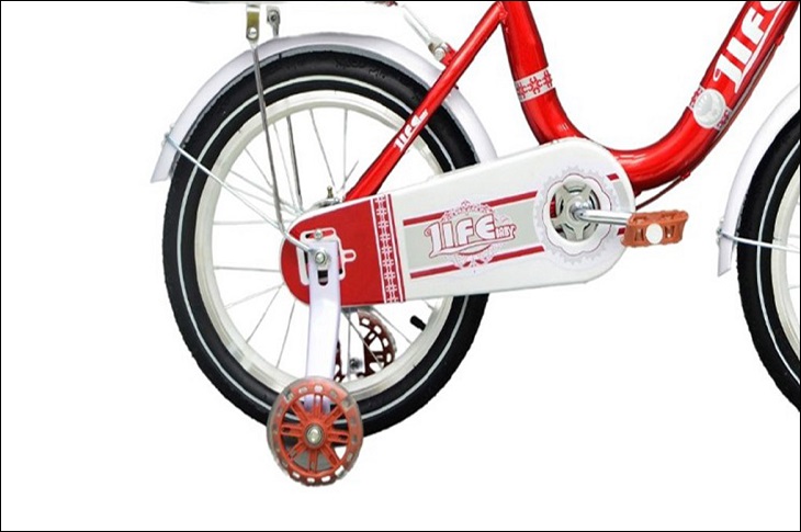Xe đạp trẻ em Life Baby 2 16 inch trang bị sẵn bánh phụ, an tâm hơn trong những ngày đầu tập lái