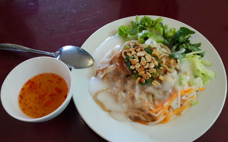 Bánh tằm Ngan Dừa