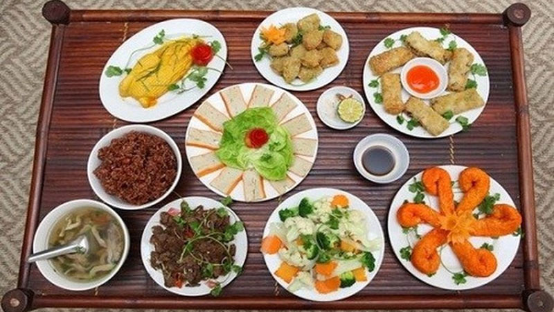 Các món chay ở quán chay Tri Ân