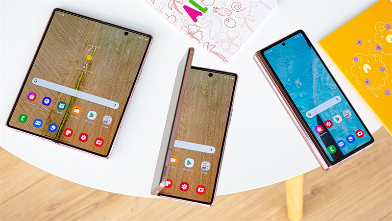 Deal cực phẩm cho siêu phẩm: Galaxy Z Fold2 5G giảm sốc 6 triệu đồng Deal cực phẩm cho siêu phẩm: Galaxy Z Fold2 5G giảm sốc 6 triệu đồng