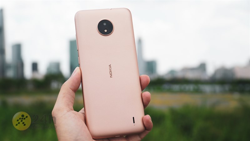 Mình thấy Nokia C20 màu vàng trông lạ mắt và thu hút nên chọn em ấy trên tay cho các bạn xem Mình thấy Nokia C20 màu vàng trông lạ mắt và thu hút nên chọn em ấy trên tay cho các bạn xem