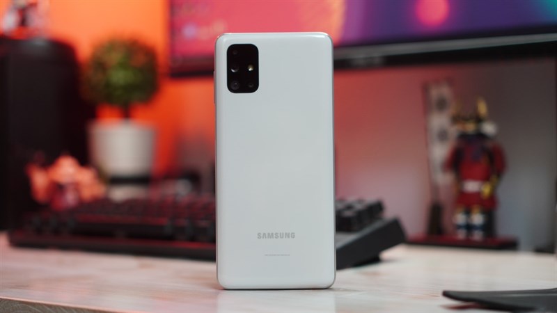 Điện thoại độc quyền giảm sốc Điện thoại độc quyền giảm sốc